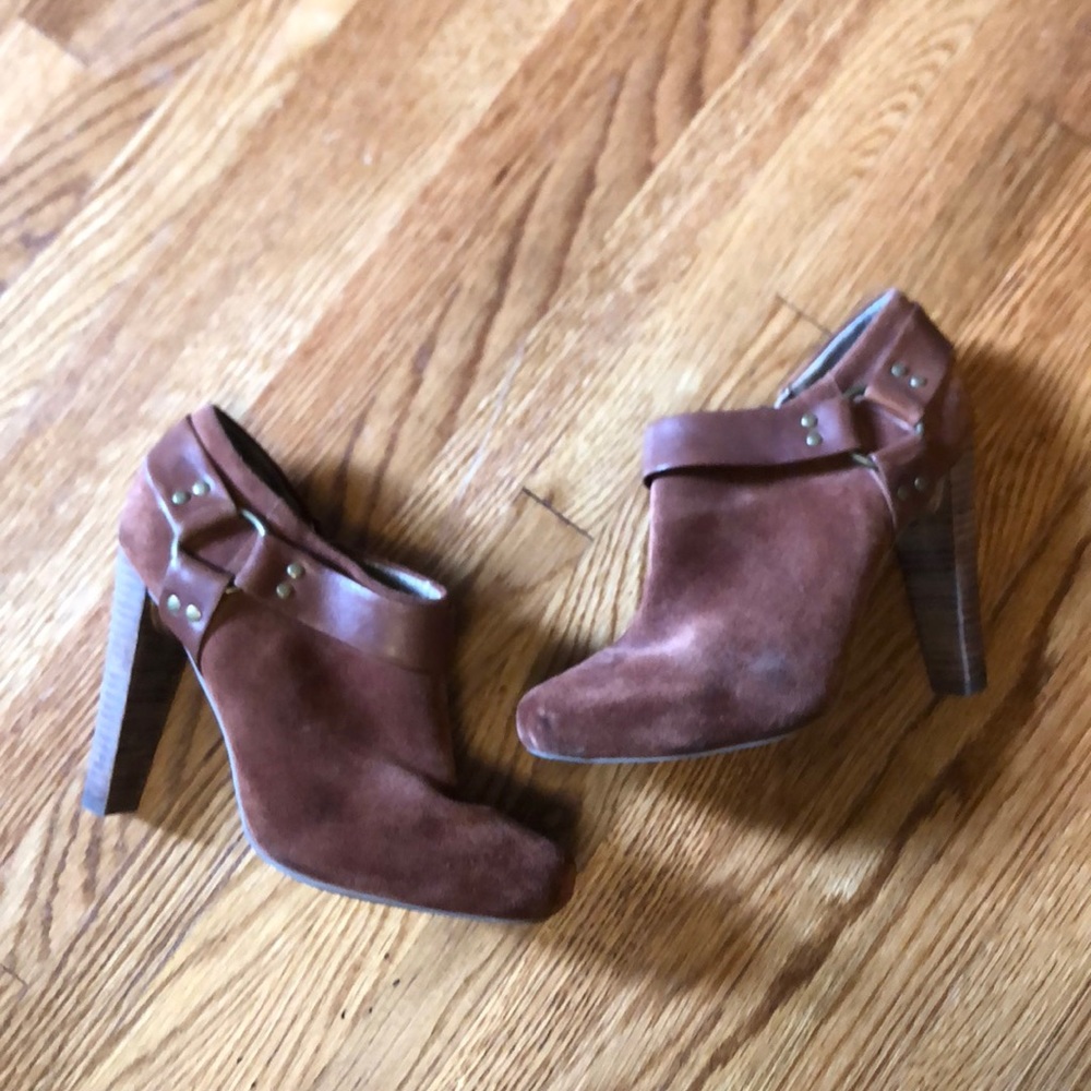 Brown suede leather heeled ankle boots